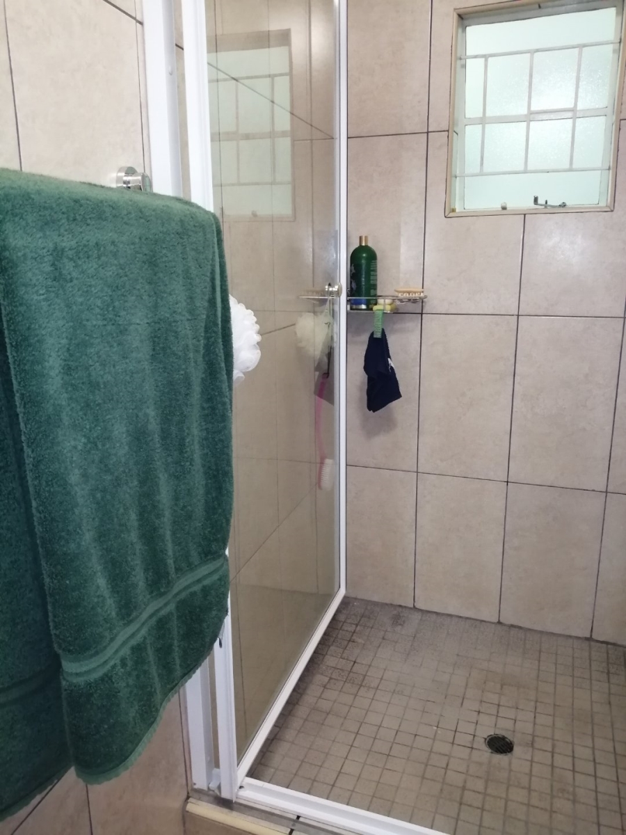 5 Bedroom Property for Sale in Sasolburg Free State